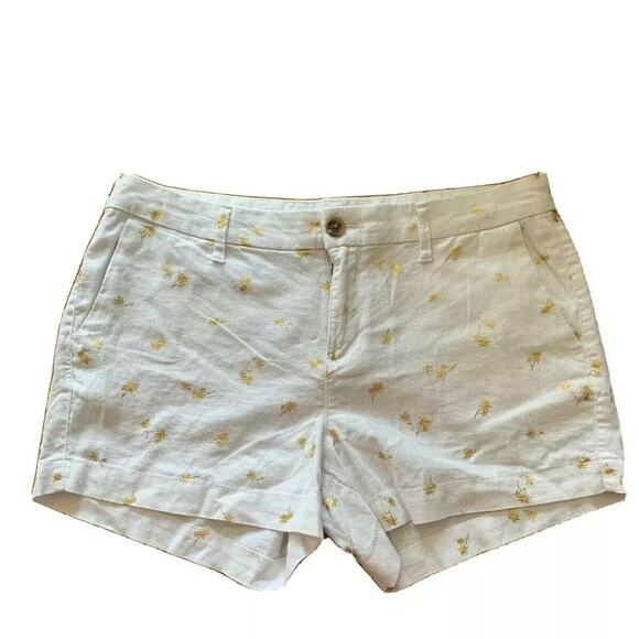 Old Navy White Gold Palm patterned shorts size 6 Flat Front - Picture 1 of 9
